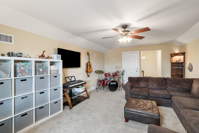 2014 Morton Dr, Spring Hill, TN 37174