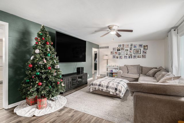 242 Homan Avenue, Elkhart, IN 46516