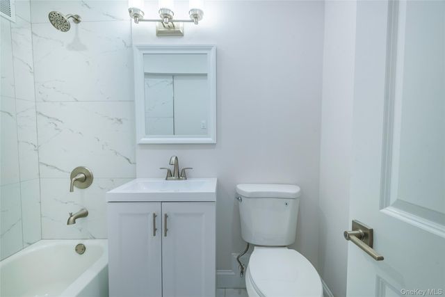 125 Bronx River Road 2E, Yonkers, NY 10704