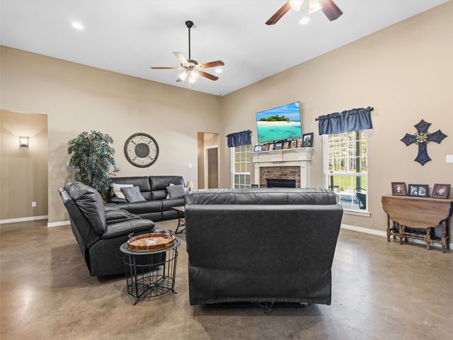 10024 FM 49, Gilmer, TX 75644