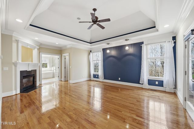 1184 Cliffview Circle, Johnson City, TN 37615