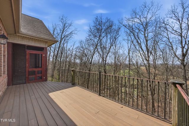 1184 Cliffview Circle, Johnson City, TN 37615