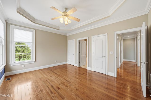 1184 Cliffview Circle, Johnson City, TN 37615