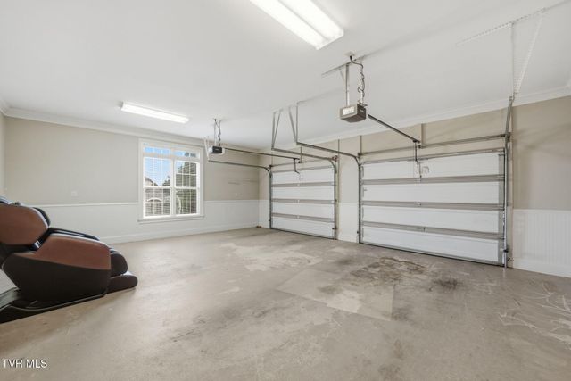 1184 Cliffview Circle, Johnson City, TN 37615