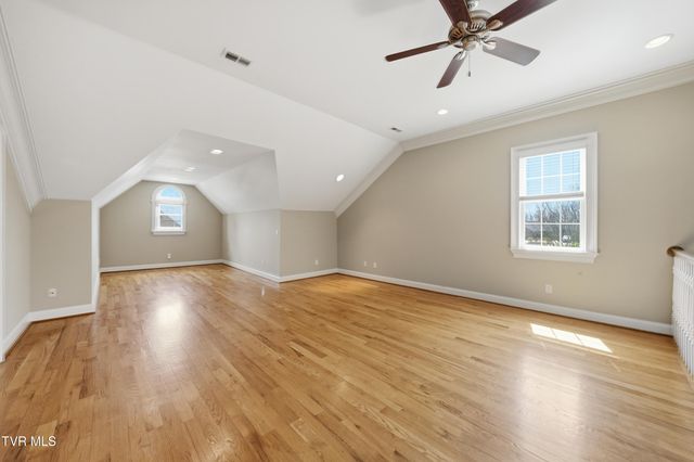 1184 Cliffview Circle, Johnson City, TN 37615