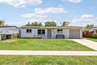3796 Gull Road, Palm Beach Gardens, FL 33410