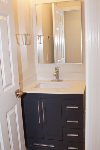 330 Pondridge Circle, Wayzata, MN 55391