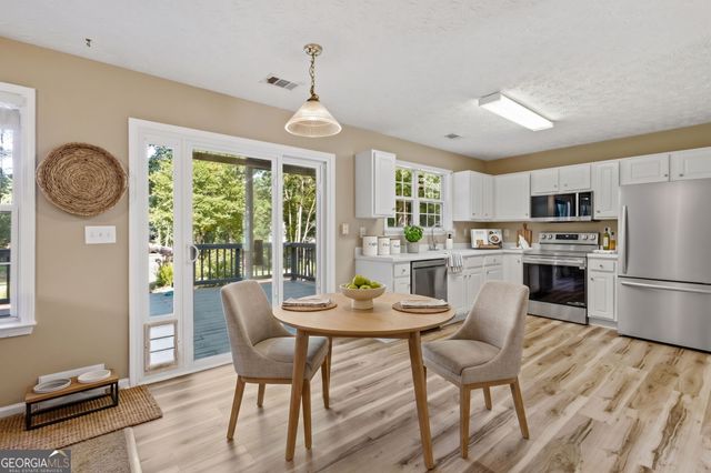 3735 Wake Robin Way, Cumming, GA 30040
