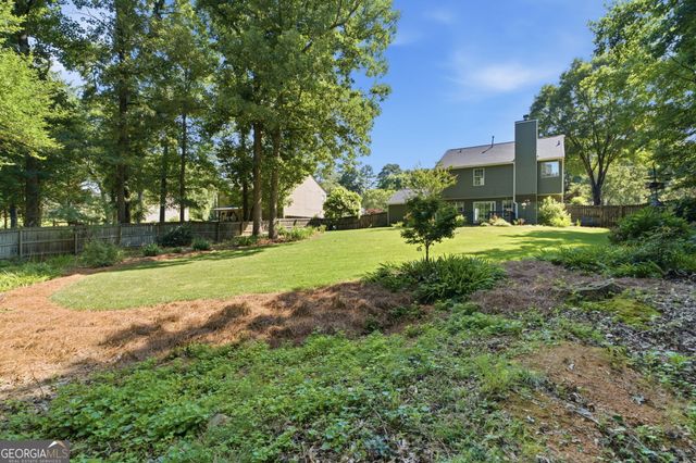 3735 Wake Robin Way, Cumming, GA 30040
