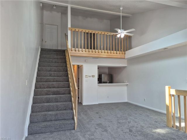 5129 Walkers Grant LN, Virginia Beach, VA 23455