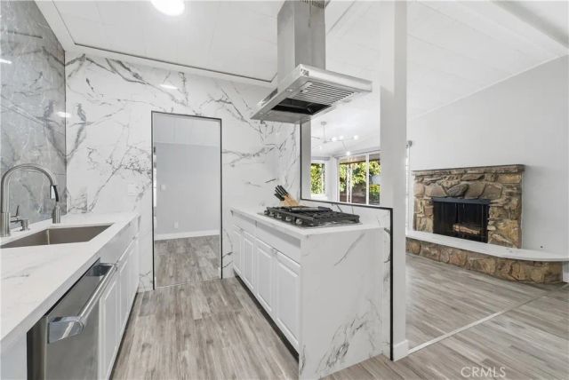 1814 W Tedmar Avenue, Anaheim, CA 92804