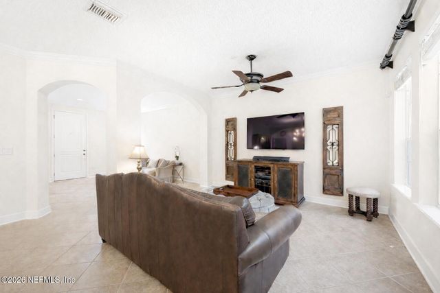 6129 CLEARSKY Drive, Jacksonville, FL 32258