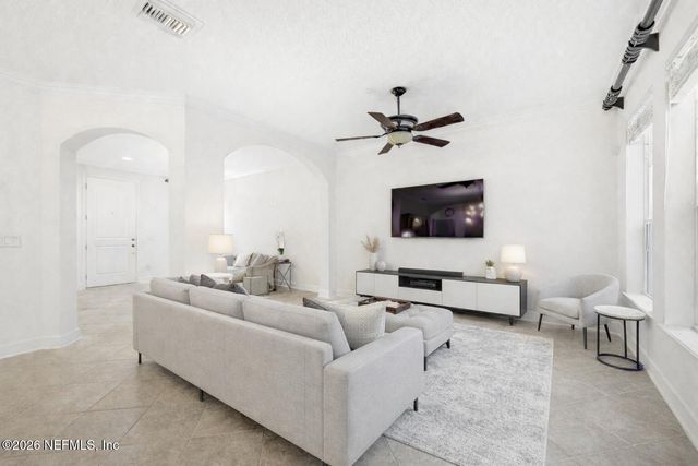 6129 CLEARSKY Drive, Jacksonville, FL 32258