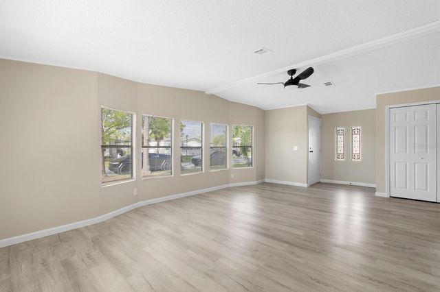 217 ELLSWORTH DRIVE, Kissimmee, FL 34758