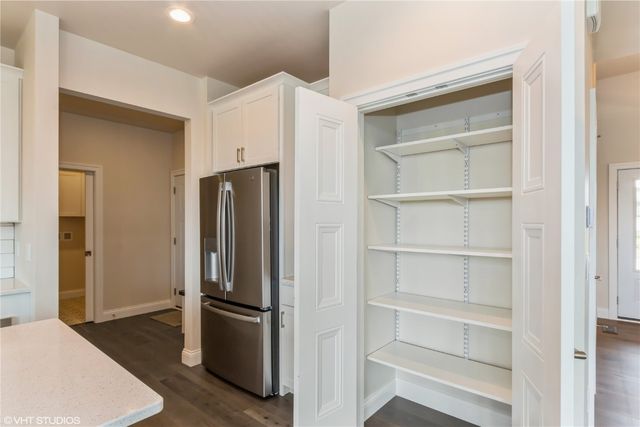 1103 High Ridge Trail, Solon, IA 52333