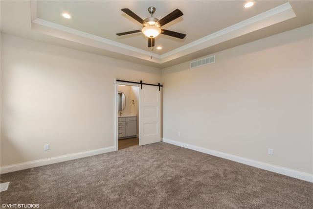 1103 High Ridge Trail, Solon, IA 52333