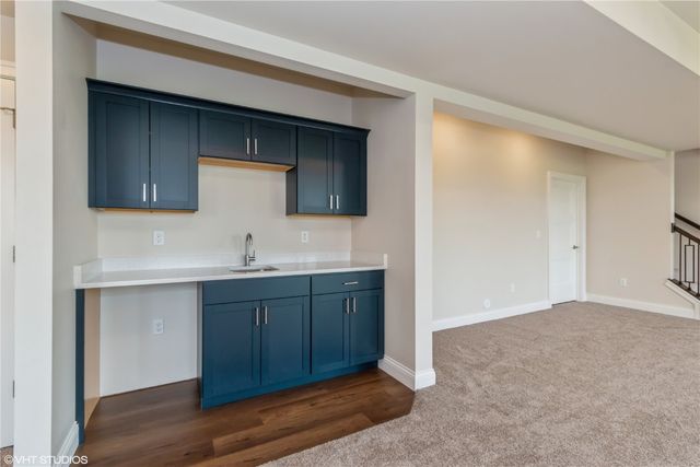 1103 High Ridge Trail, Solon, IA 52333