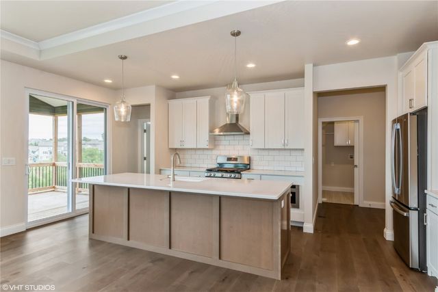 1103 High Ridge Trail, Solon, IA 52333