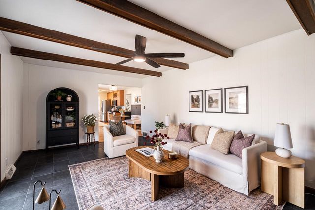 W55N778 Cedar Ridge DRIVE, Cedarburg, WI 53012