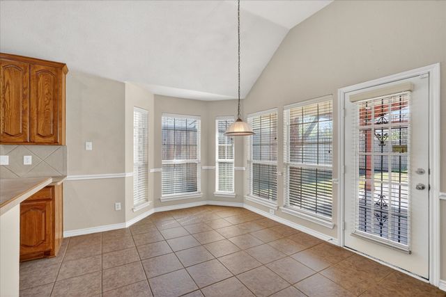 2839 Kate Lane, Grand Prairie, TX 75052