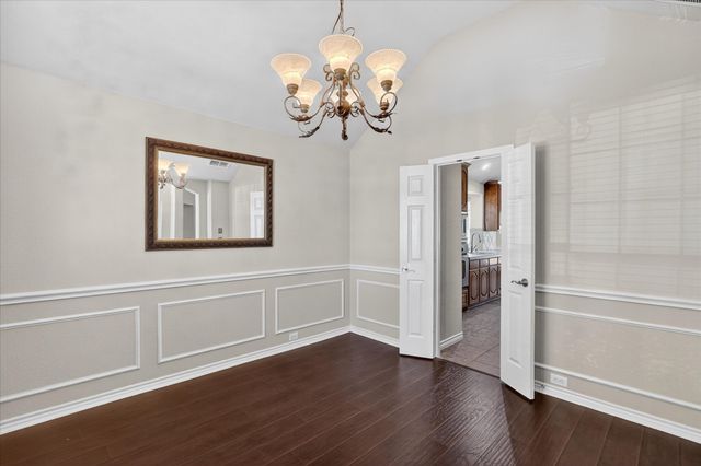 2839 Kate Lane, Grand Prairie, TX 75052