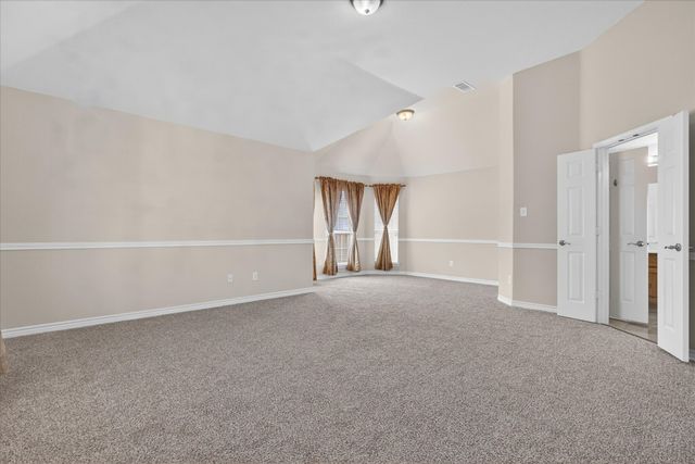 2839 Kate Lane, Grand Prairie, TX 75052