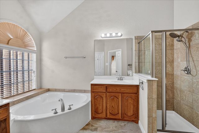 2839 Kate Lane, Grand Prairie, TX 75052