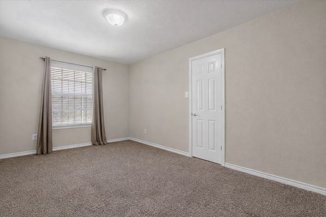 2839 Kate Lane, Grand Prairie, TX 75052