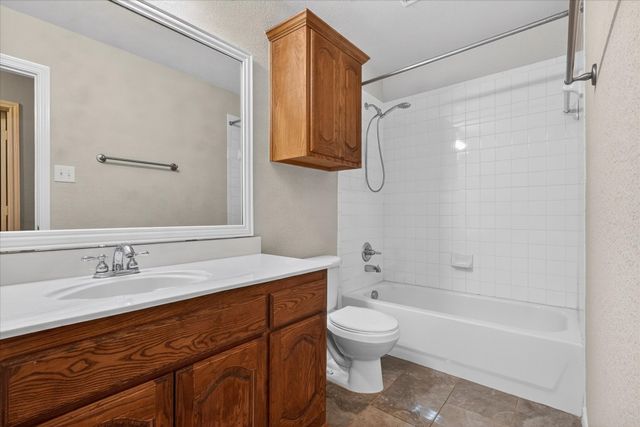 2839 Kate Lane, Grand Prairie, TX 75052