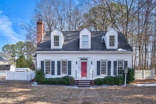 109 S Applewood Court, Rocky Mount, NC 27803