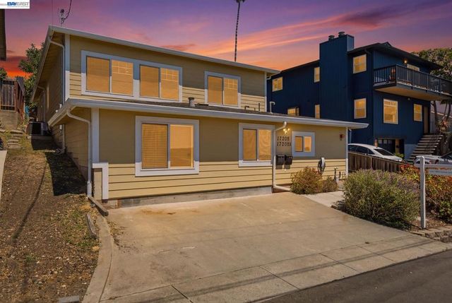 17208 President Dr, Castro Valley, CA 94546