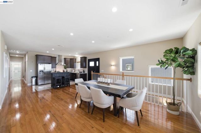 17208 President Dr, Castro Valley, CA 94546