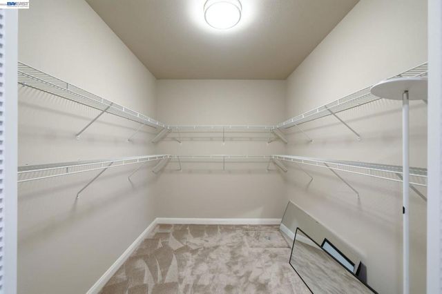 17208 President Dr, Castro Valley, CA 94546