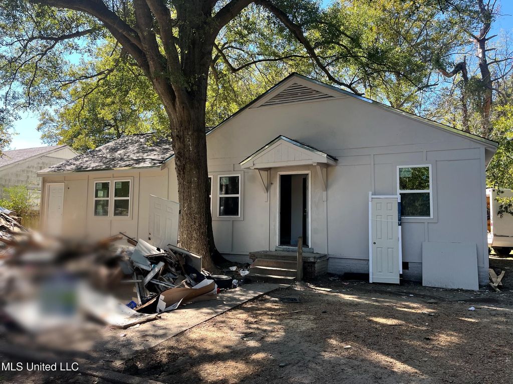 1513 Ronald Court, Clarksdale, MS 38614