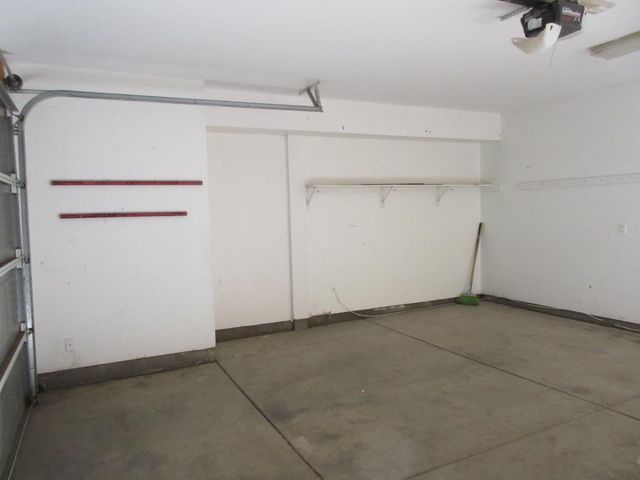 1016 Papaya Street, Madera, CA 93638