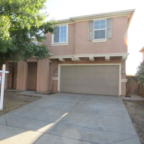 1016 Papaya Street, Madera, CA 93638