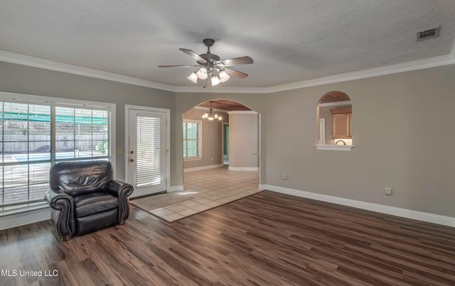 117 Woods Lake Drive, Madison, MS 39110