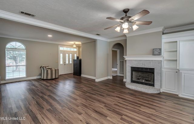 117 Woods Lake Drive, Madison, MS 39110