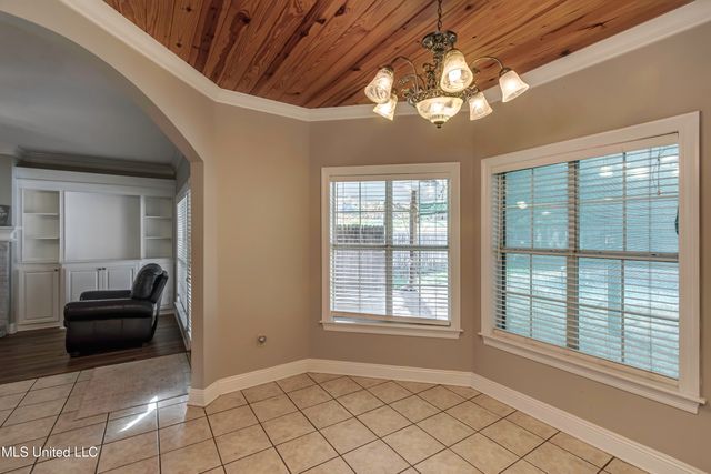 117 Woods Lake Drive, Madison, MS 39110