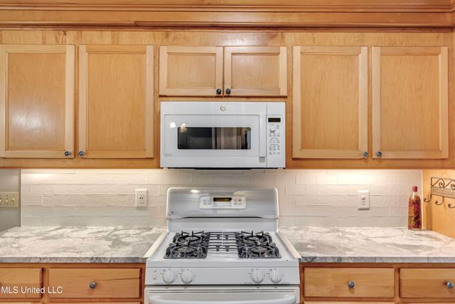 117 Woods Lake Drive, Madison, MS 39110