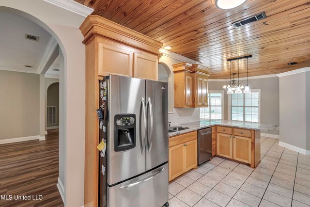 117 Woods Lake Drive, Madison, MS 39110