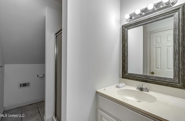 117 Woods Lake Drive, Madison, MS 39110