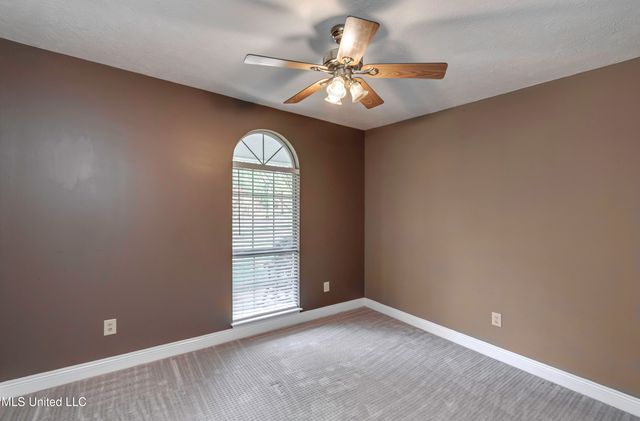 117 Woods Lake Drive, Madison, MS 39110