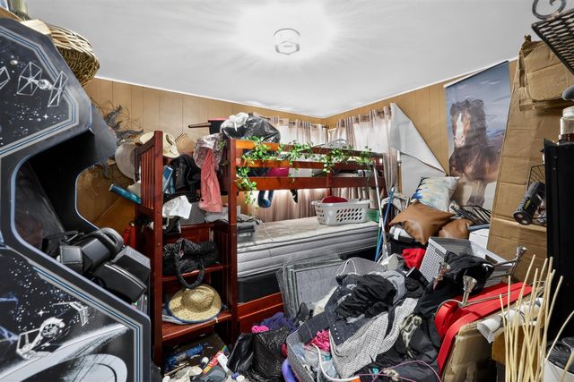 13511 Dixie, Redford, MI 48239