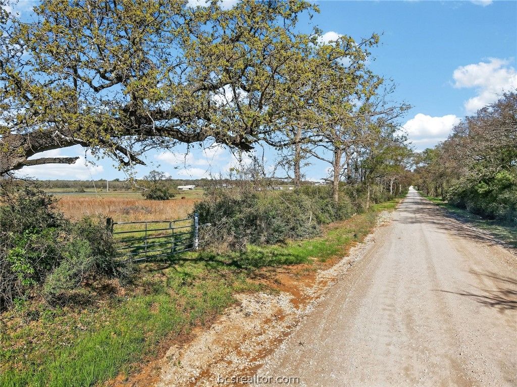 2534 Old Hickory Grove Road, Franklin, TX 77856 — exterior