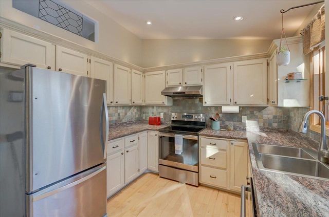 7145 E Valley Ridge Drive, Madison, WI 53719