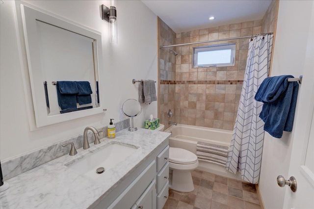 7145 E Valley Ridge Drive, Madison, WI 53719