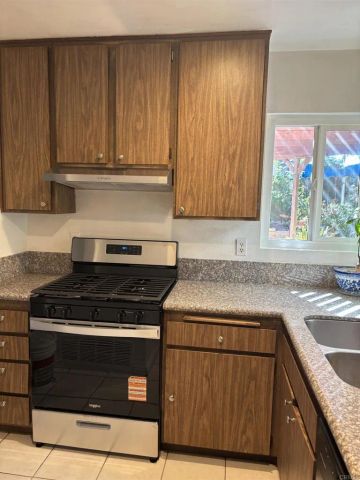 4552 Beverly Glen Drive, Oceanside, CA 92056