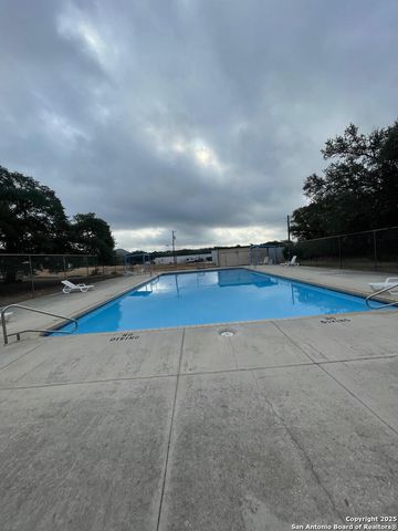 691 Canyon Circle, Canyon Lake, TX 78133