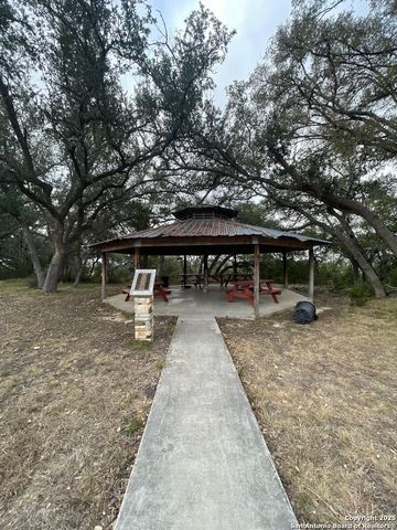 691 Canyon Circle, Canyon Lake, TX 78133